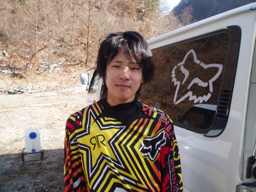 オートパーク　クワ