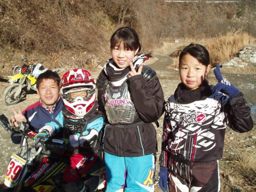 オートパーク　クワ