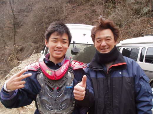 オートパーク　クワ