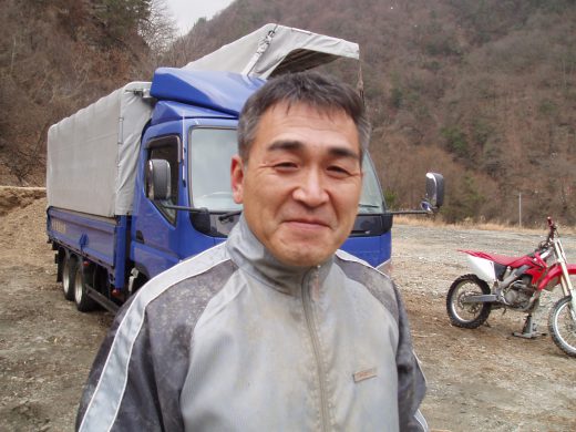 オートパーク　クワ