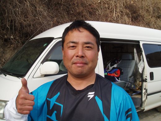 オートパーク　クワ