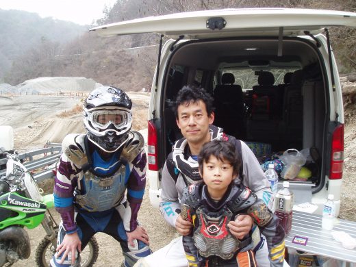 オートパーク　クワ