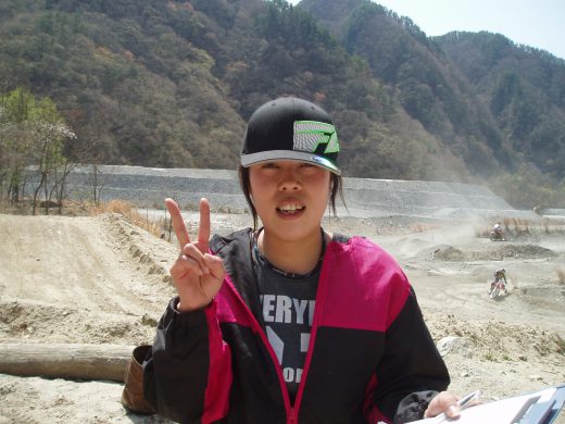 オートパーク　クワ