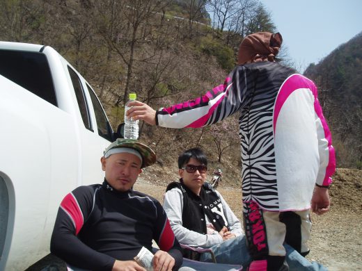 オートパーク　クワ