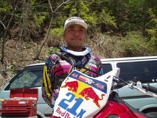 オートパーク　クワ