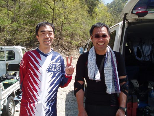 オートパーク　クワ