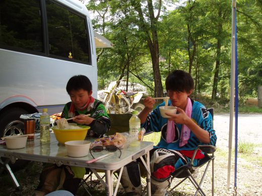 オートパーク　クワ