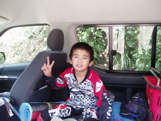 オートパーク　クワ