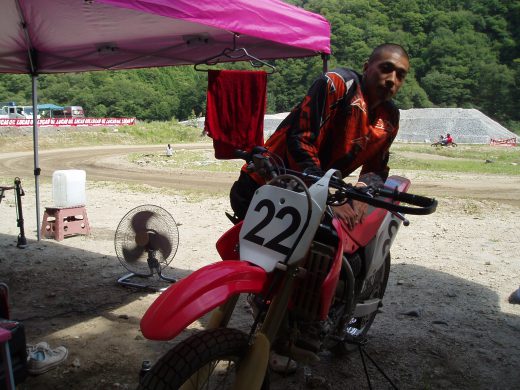 オートパーク　クワ