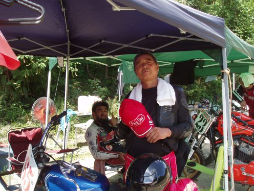 オートパーク　クワ