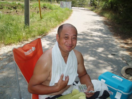 オートパーク　クワ