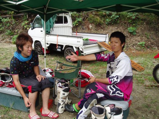 オートパーク　クワ