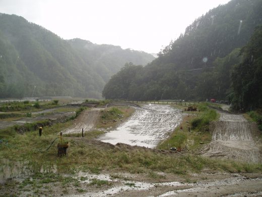 オートパーク　クワ