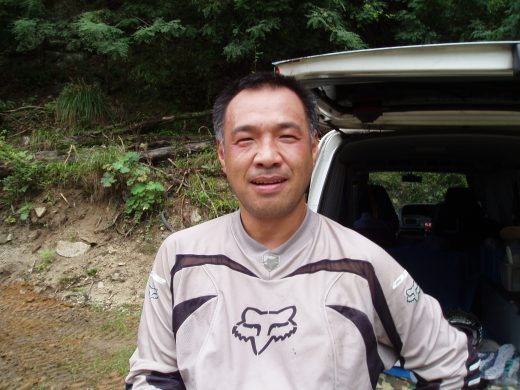 オートパーク　クワ