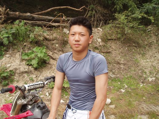 オートパーク　クワ