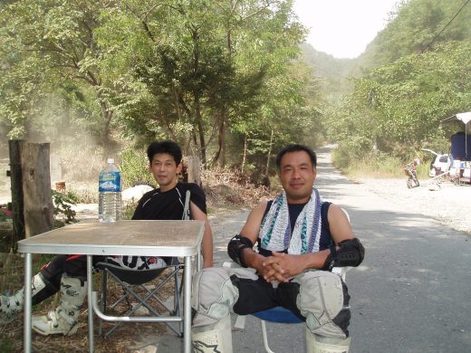 オートパーク　クワ