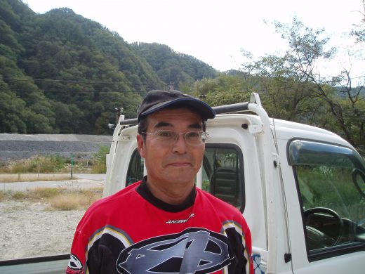 オートパーク　クワ