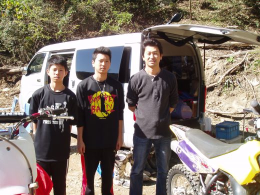 オートパーク　クワ