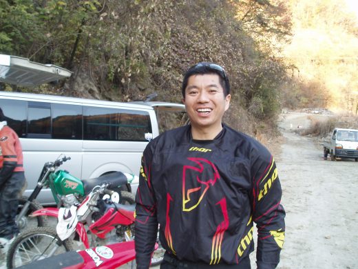 オートパーク　クワ