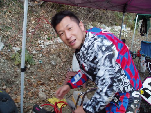 オートパーク　クワ