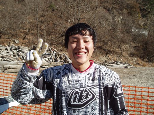 オートパーク　クワ