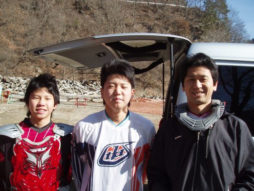 オートパーク　クワ