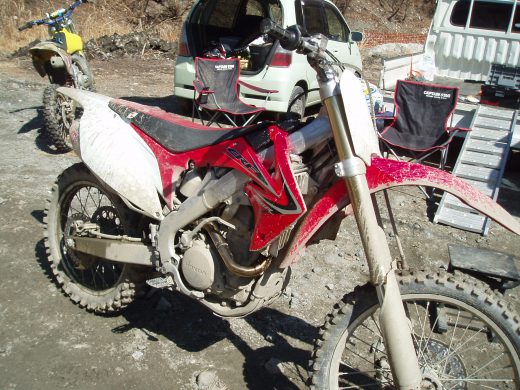 オートパーク　クワ