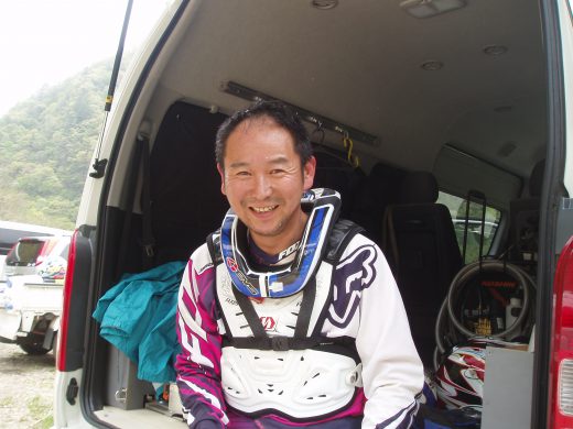 オートパーク　クワ