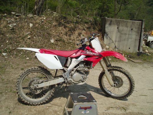 オートパーク　クワ