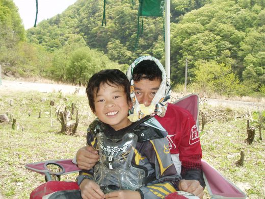 オートパーク　クワ