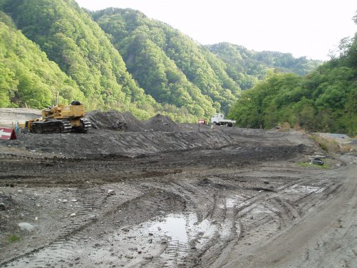 オートパーク　クワ