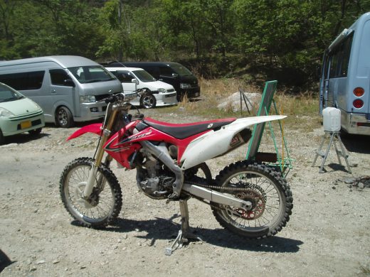 オートパーク　クワ