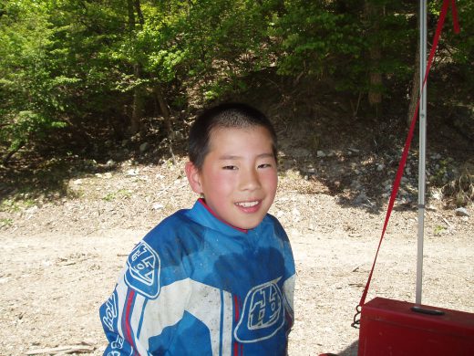 オートパーク　クワ