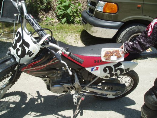 オートパーク　クワ