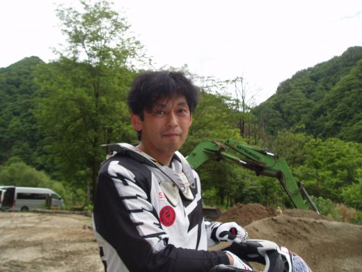 オートパーク　クワ