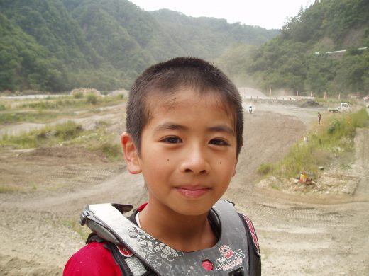 オートパーク　クワ