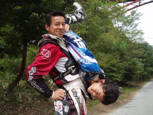 オートパーク　クワ