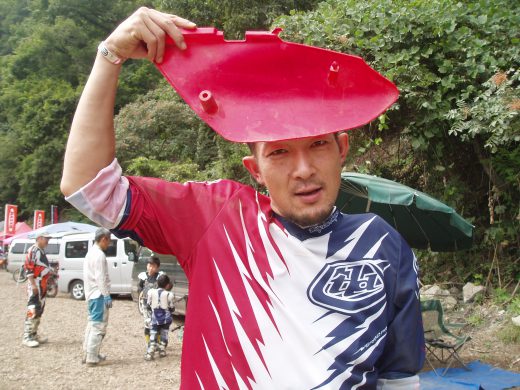 オートパーク　クワ