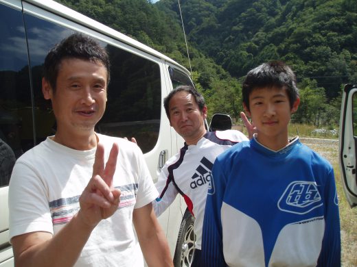 オートパーク　クワ