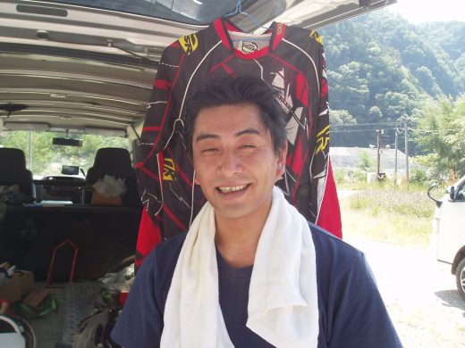 オートパーク　クワ