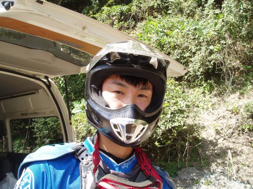 オートパーク　クワ