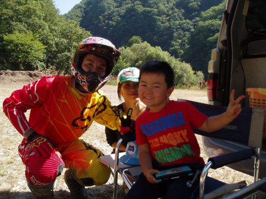 オートパーク　クワ