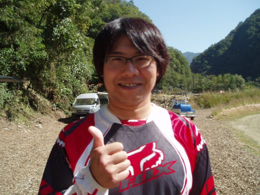 オートパーク　クワ