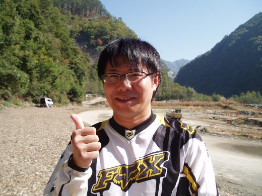 オートパーク　クワ