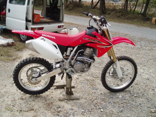 オートパーク　クワ