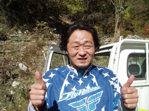 オートパーク　クワ