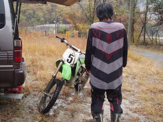 オートパーク　クワ