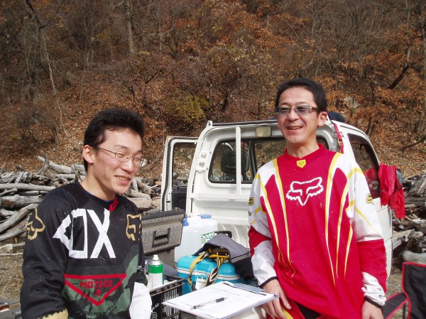 オートパーク　クワ