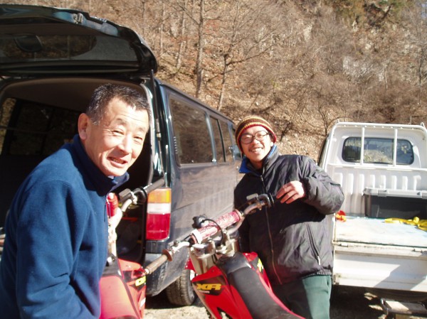 オートパーク　クワ