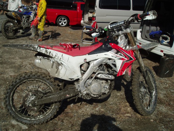 オートパーク　クワ